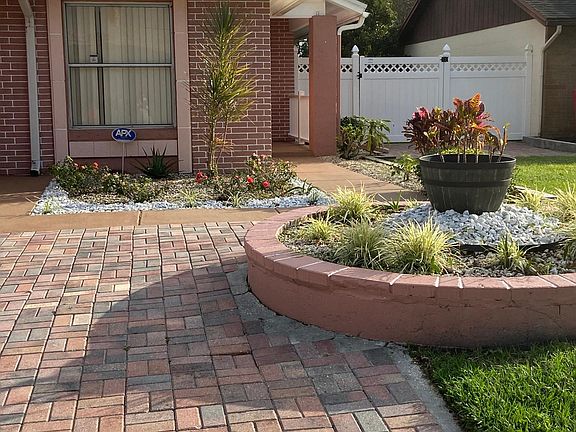 4th image of 12433 Coriander Dr