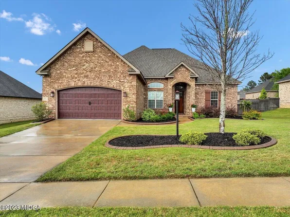 427 Green Island Rd, Bonaire, GA 31005