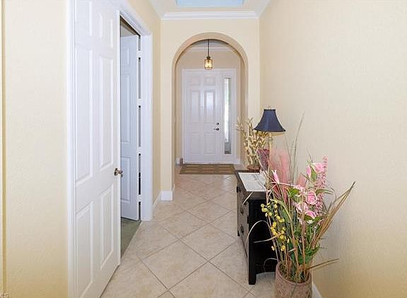 4th image of 15376 Yellow Wood Dr