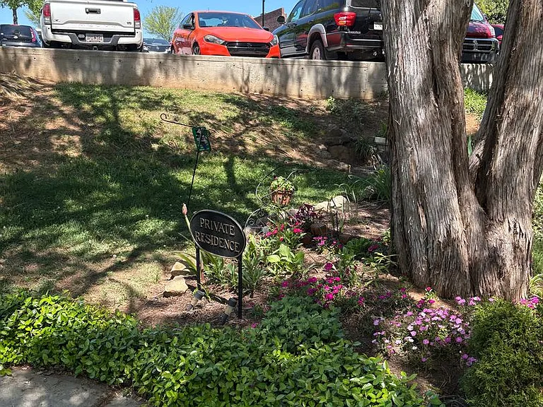 102 Russell St #101 — Photo 23