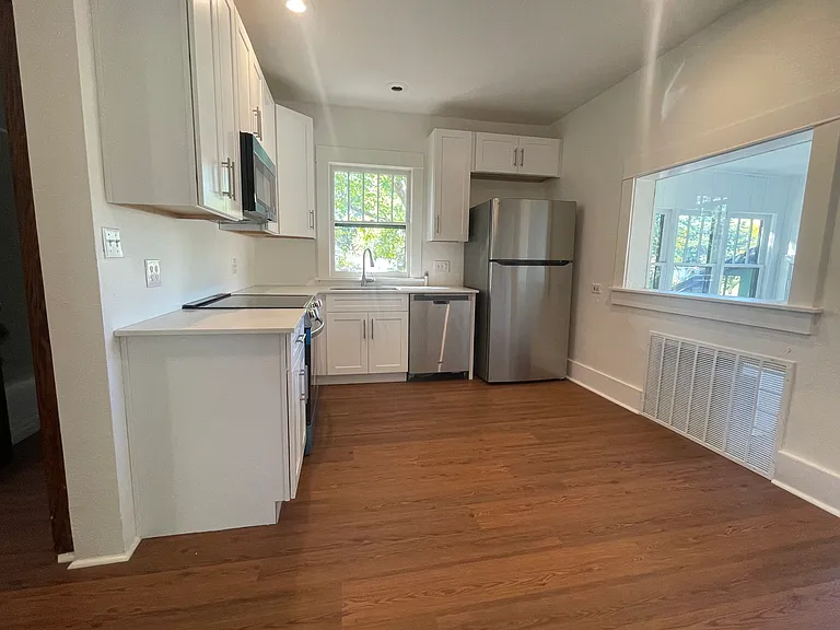 2089 S Logan St — Photo 14