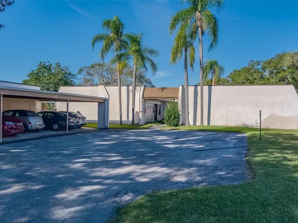 1486 Mission Hills Blvd, Clearwater, FL 33759
