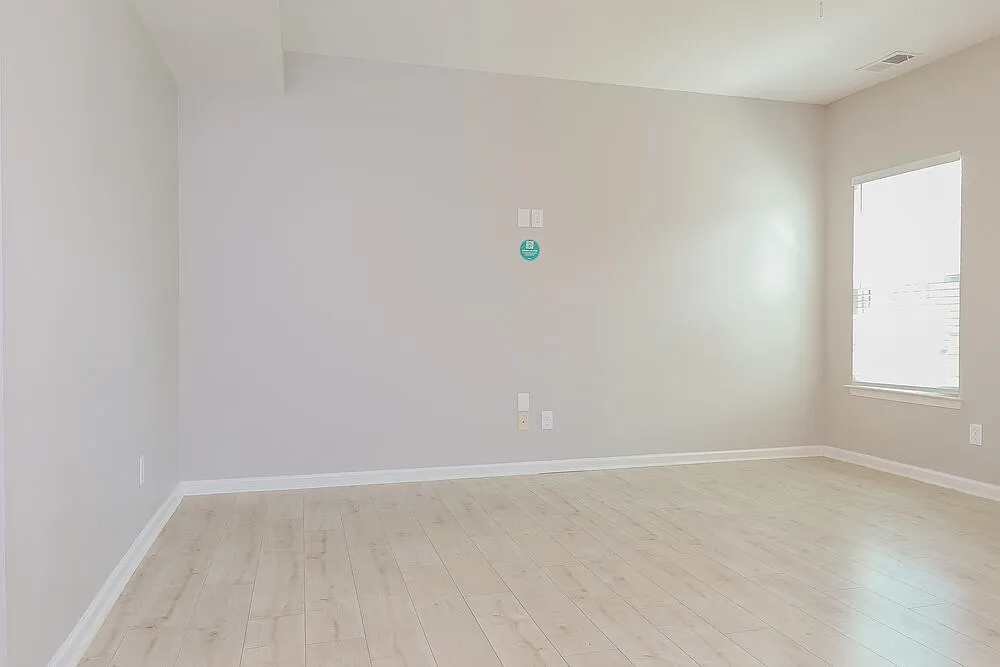 3 bed, 2.5 bath, 2134 sqft, $2,575 — Photo 4