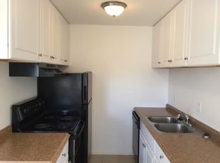 507 Reclamation Dr APT 13, Williston, ND 58801