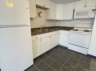 3725 University Ave #10, Des Moines, IA 50311