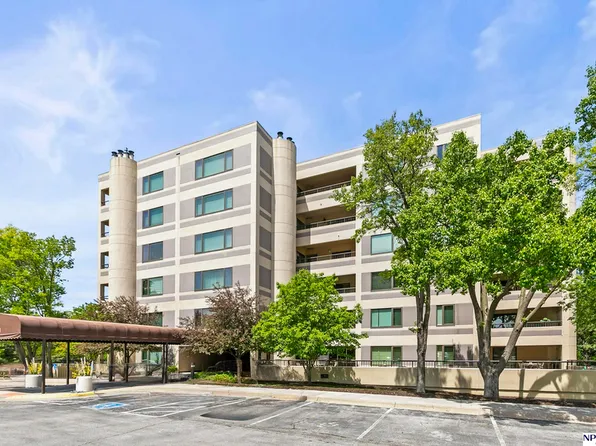 770 N 93rd St APT 3B2, Omaha, NE 68114