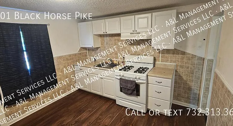 1001 Black Horse Pike — Photo 3