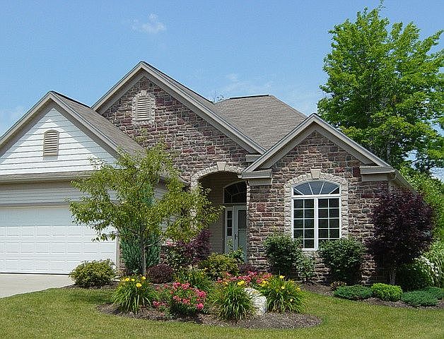 1st image of 387 White Spruce Dr