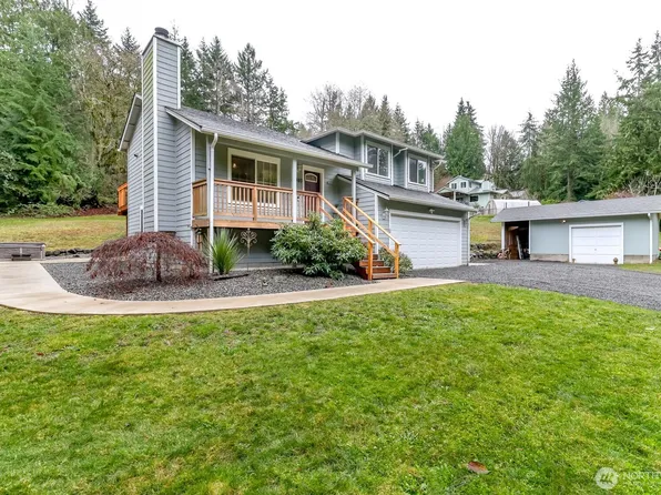 30980 Wood Creek Place NE, Poulsbo, WA 98370