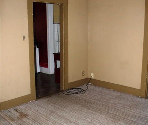 4th image of 3007 Cottage St