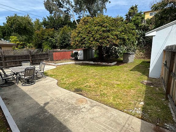 3rd image of 4858 Elsa Rd