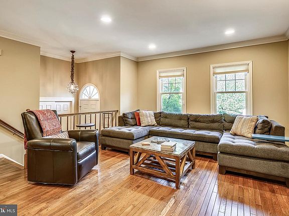 3rd image of 3007 Oakton Meadows Ct