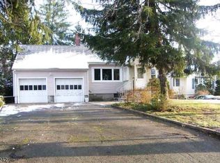 11 Harding Pl, Livingston, NJ 07039