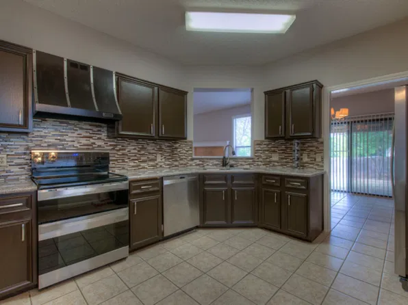 1710 Woodwind Ln, Austin, TX 78758