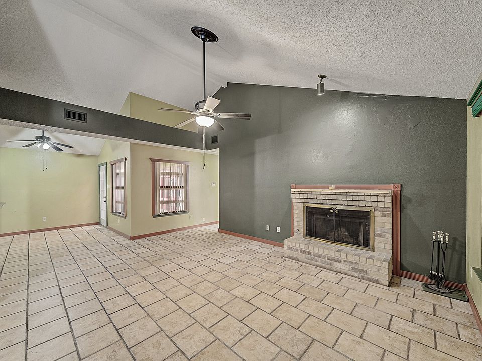1st image of 4104 Amy Dr