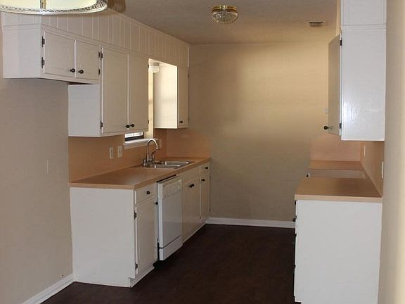 2nd image of 1217 America Dr