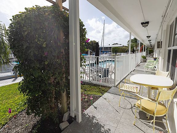 4th image of 2808 NE 33rd Ct APT 104
