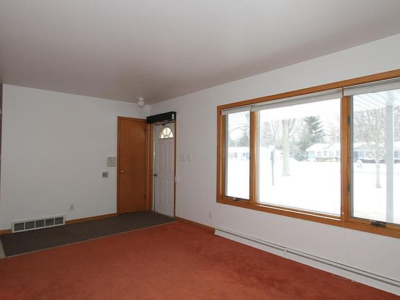 3rd image of 12134 W Bel Mar Dr