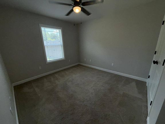 5th image of 380 Joe Walding Dr