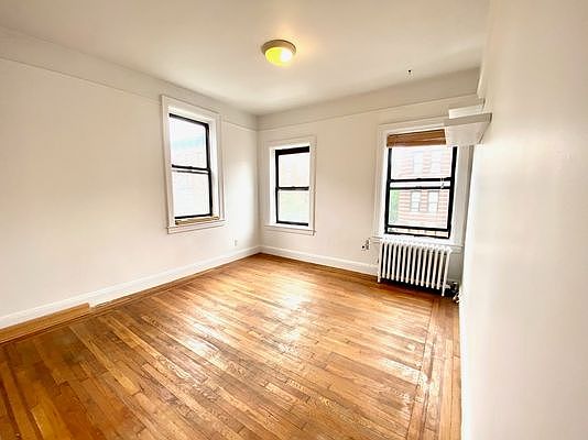3rd image of 98 Mac Dougal St #4A