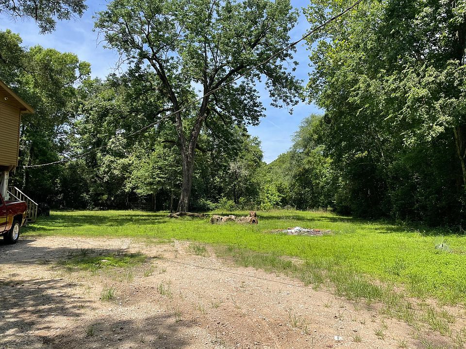 2nd image of 31879 Casey Rd