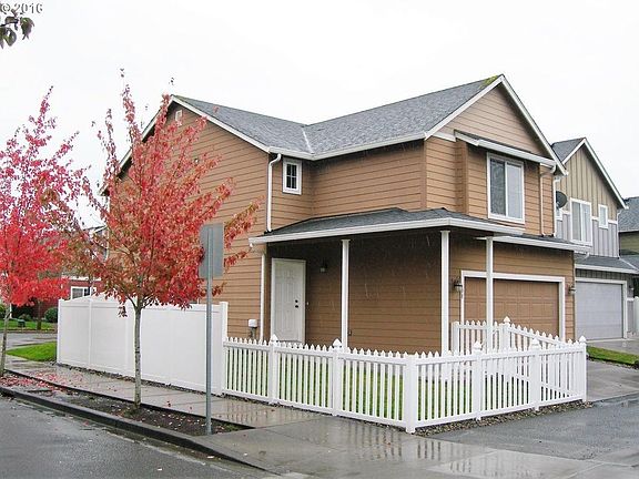 4th image of 608 SE 14th Ave