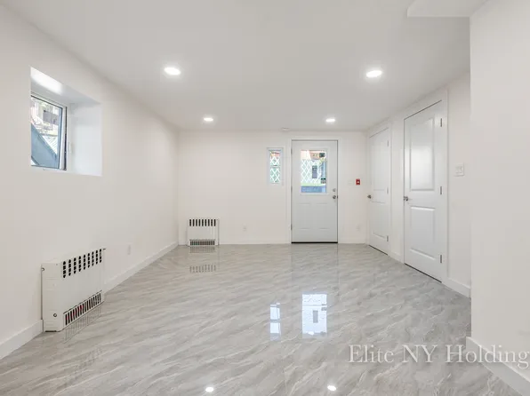 4469 Surf Avenue image 33 of 35