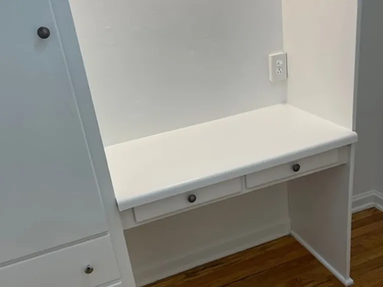 The Fern Flats - Newly Renovated in 2024 with in-unit Washer and Dryer! — Photo 26