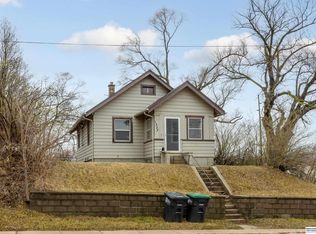 1227 D St, Omaha, NE 68107