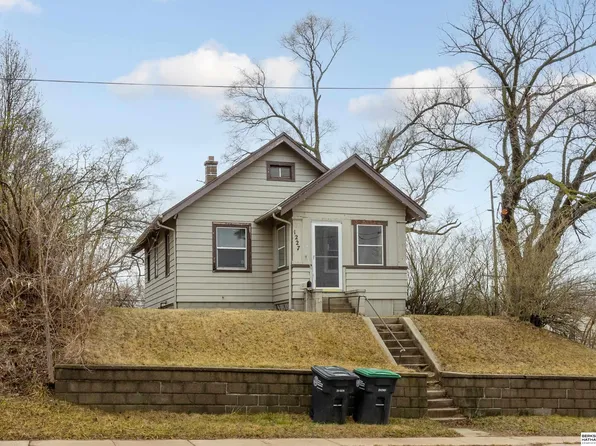 1227 D St, Omaha, NE 68107