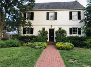 3274 Chestnut St NW, Washington, DC 20015