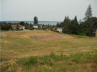 4823 Harbor Ln, Everett, WA 98203