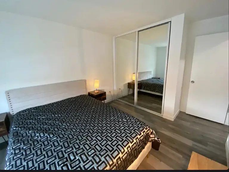 2225 S Jasmine St #302 — Photo 12