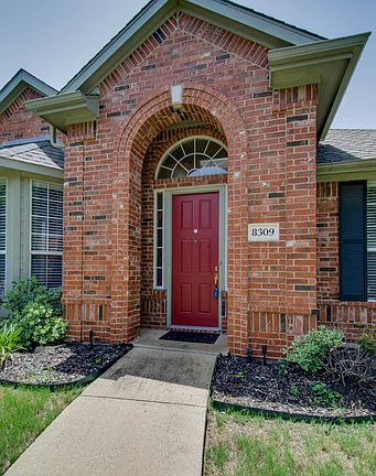 3rd image of 2233 Chasefield Dr