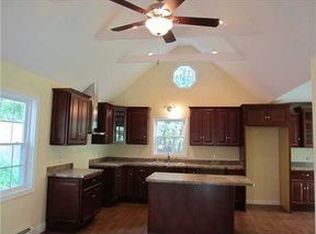 78 Centre Rd, Glocester, RI 02814