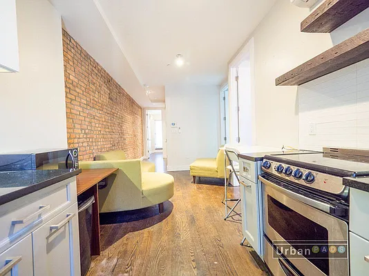 Rented by Zee Management LLC | media 19