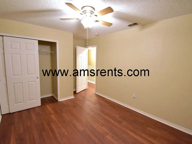 4036 Meadowlark Dr — Photo 35