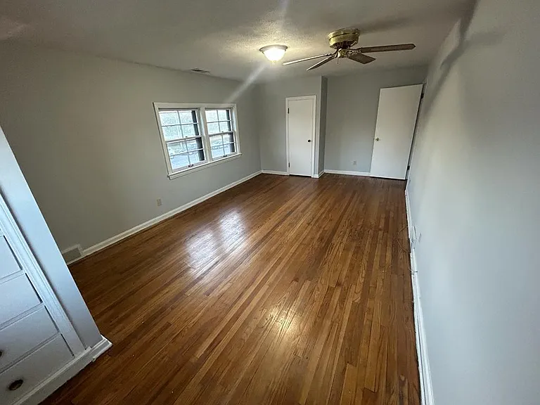 14305 Washington Blvd — Photo 12