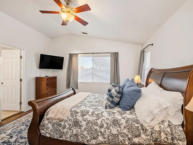 837 Sycamore Canyon Rd — Photo 21