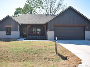 34 N Maple Dr, Kellyville, OK 74039
