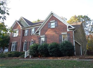 7247 Pellinore Dr, Pfafftown, NC 27040