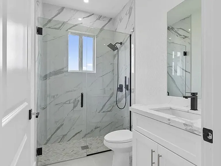 13438 McIntosh Ave — Photo 13
