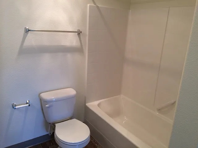 1017 SE 12th Ave — Photo 30