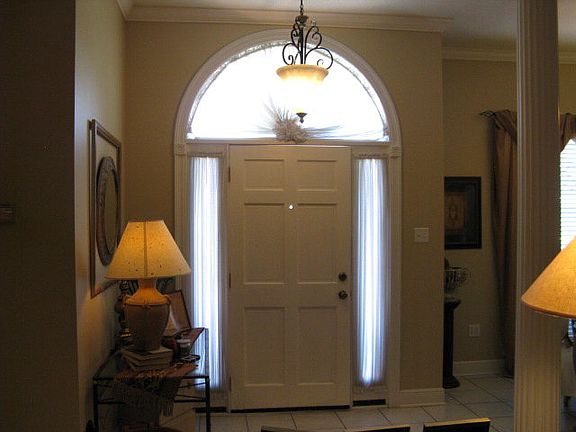 3rd image of 255 Myrtle Grove Dr