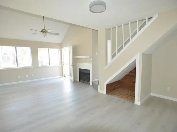 9835 Walnut St #205, Dallas, TX 75243