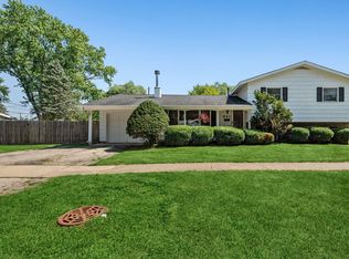 321 2nd Ct, Crystal Lake, IL 60014