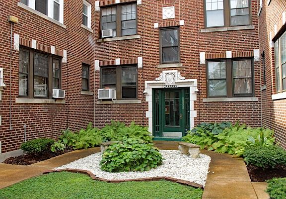 2nd image of 6226-6238 Oakland Ave #6232-2W