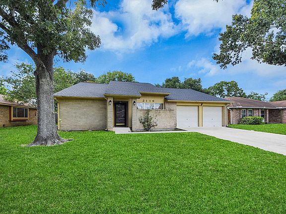 3rd image of 2118 Pilgrims Bend Dr