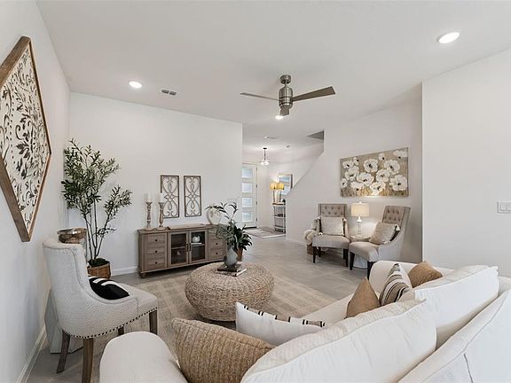 2nd image of 1070 Spring Palms Loop