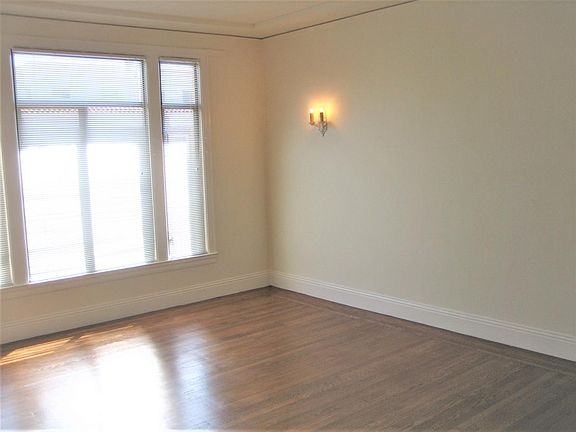 4th image of 3427 Broderick St APT 1